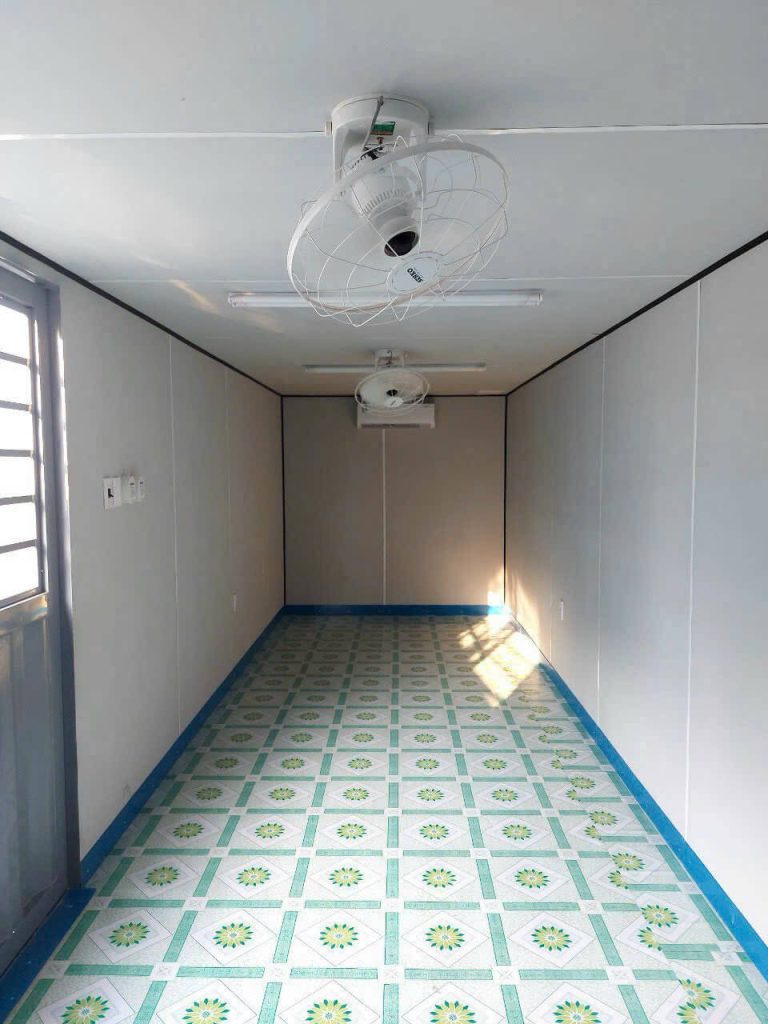 container văn phòng bên trong