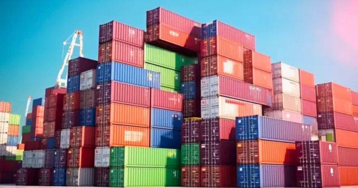 Xếp container ghép tầng